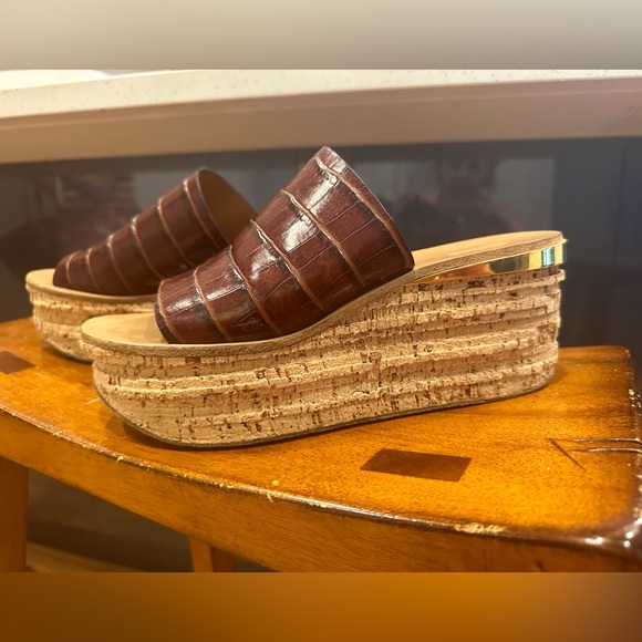 Chloe Platform Wedge Sandal Size 41. In Very Good Condition - Picture 5 of 9